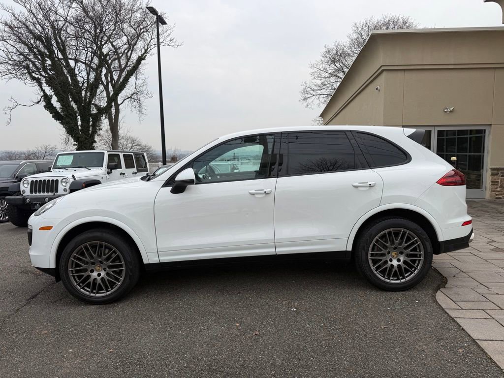 Used 2017 Porsche Cayenne Platinum Edition image 4