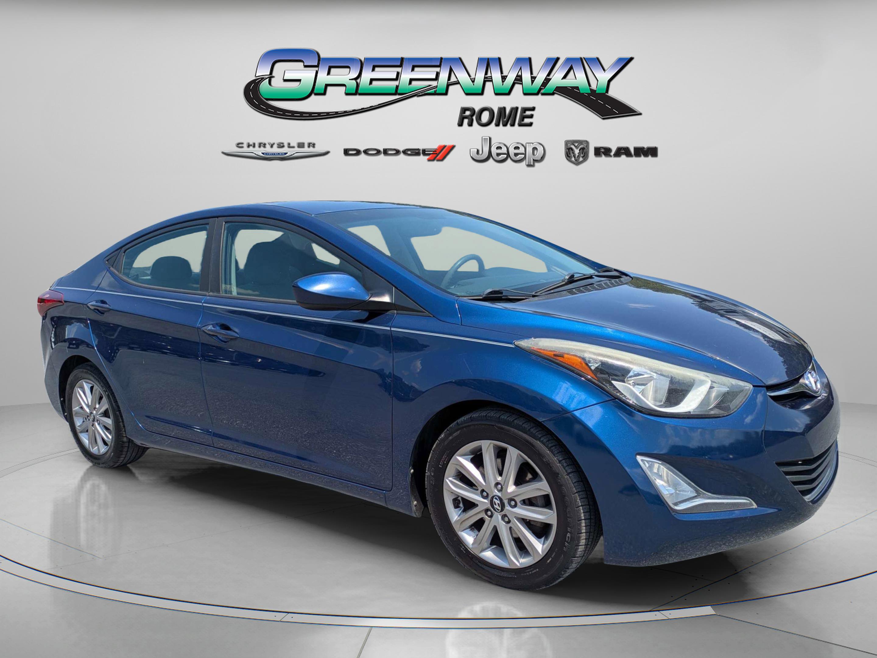 Used 2015 Hyundai Elantra SE w/ Option Group 02 FWD image 2