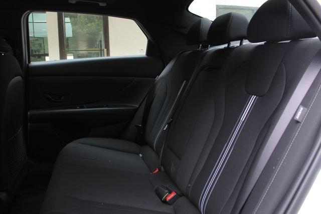 Used 2026 Hyundai Elantra Sport FWD image 26