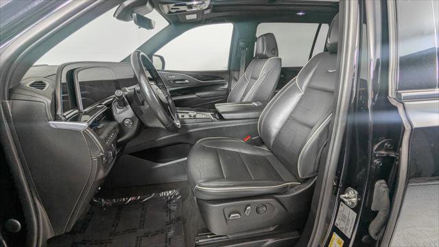 Used 2023 Cadillac Escalade ESV Sport AWD/4WD image 14