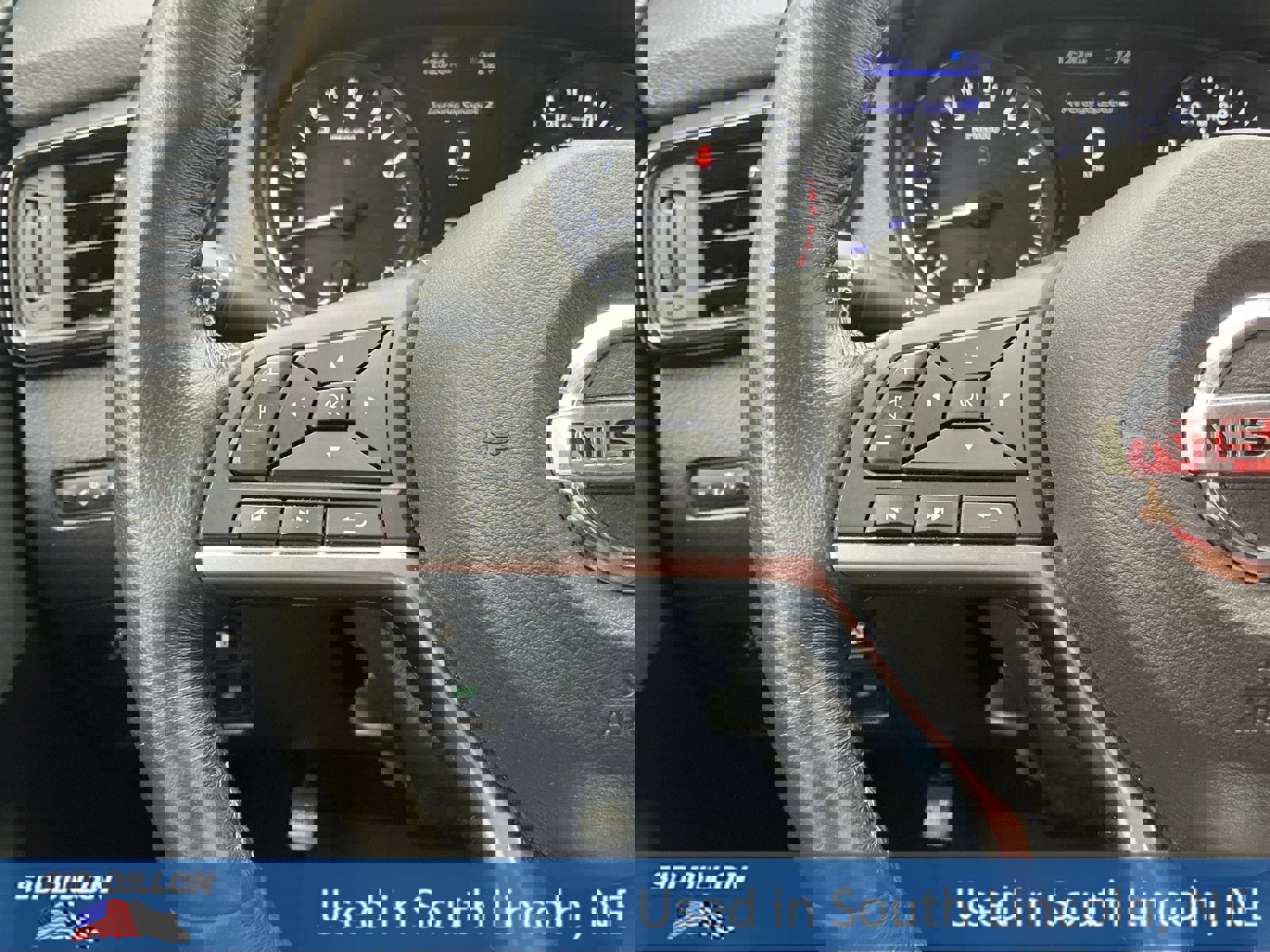 Used 2019 Nissan Rogue SV image 9