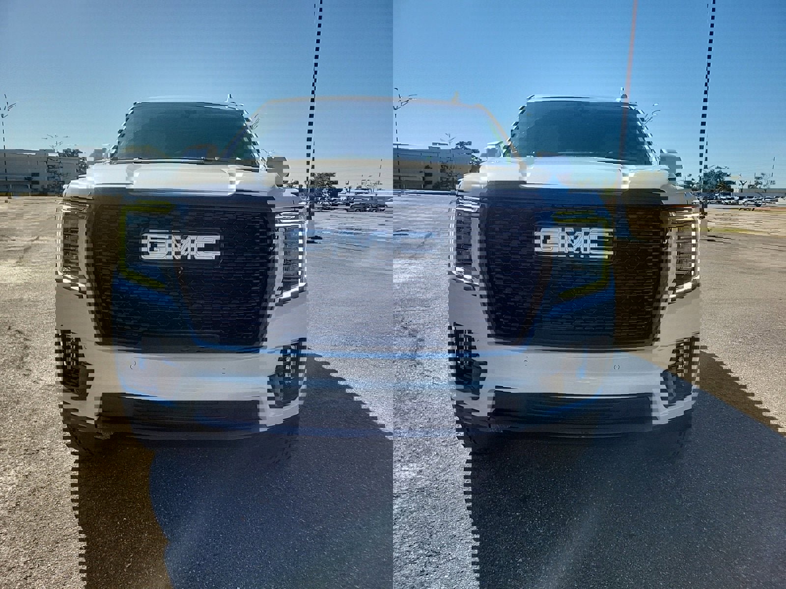 Certified 2022 GMC Yukon Denali image 3