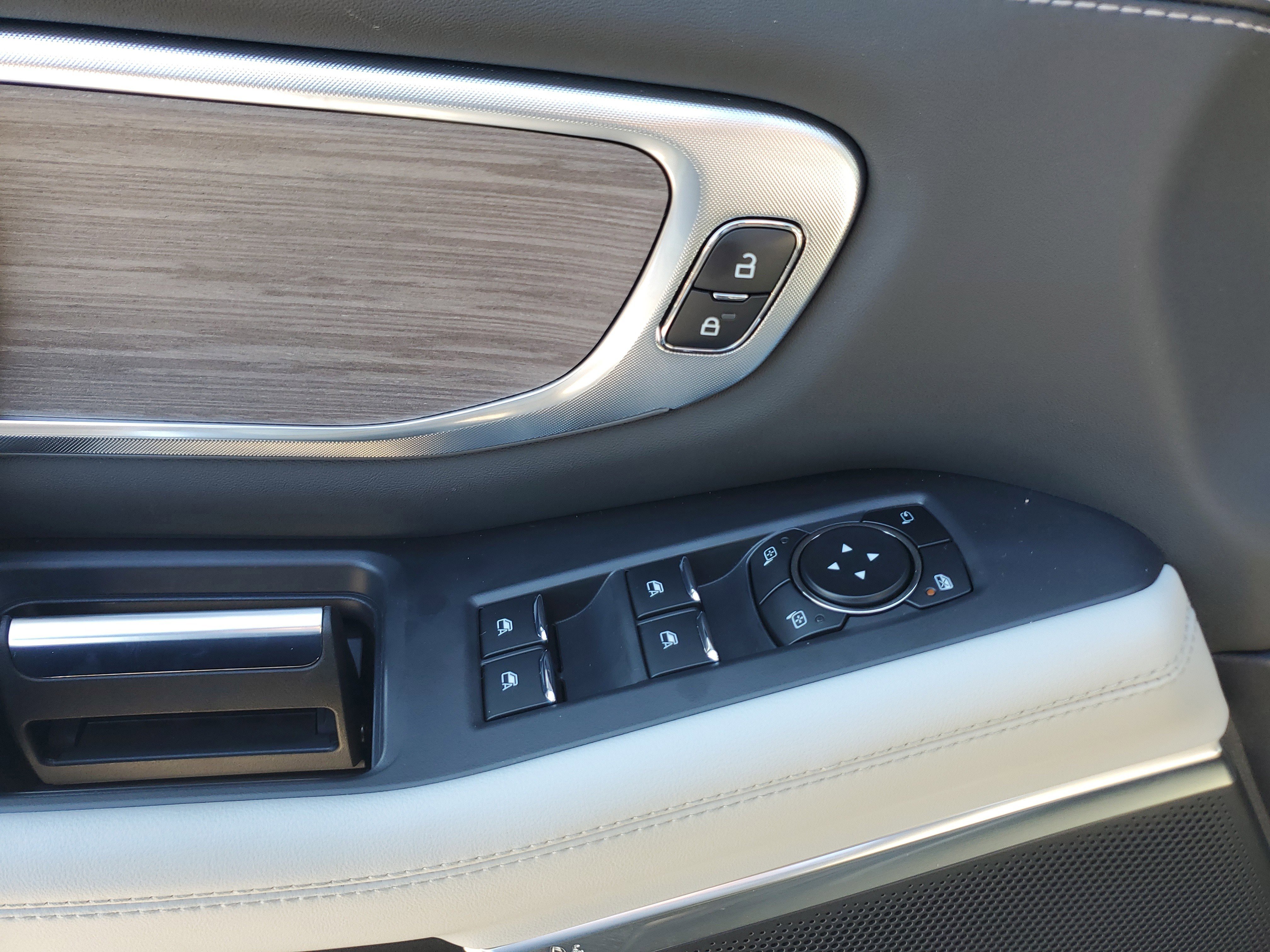 New 2026 Ford Expedition Max Platinum image 14