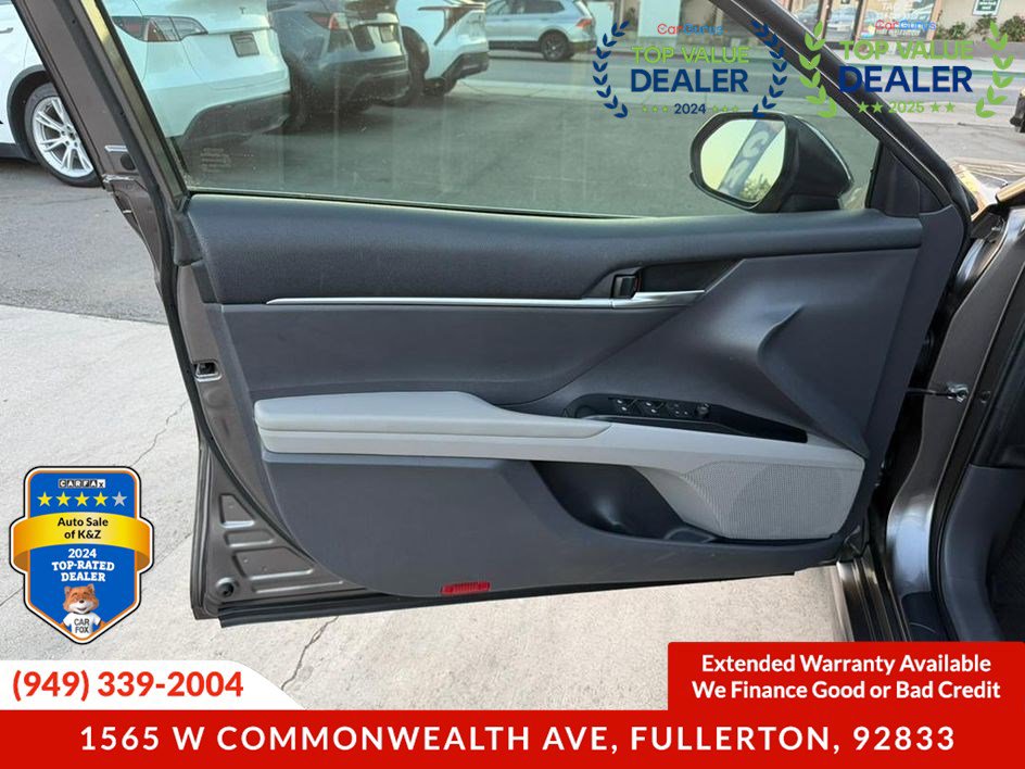 Used 2020 Toyota Camry SE image 26