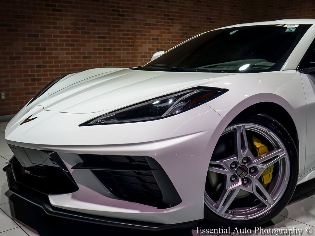 Used 2020 Chevrolet Corvette Stingray Preferred Cpe w/ 2LT Preferred Equipment Group RWD image 3