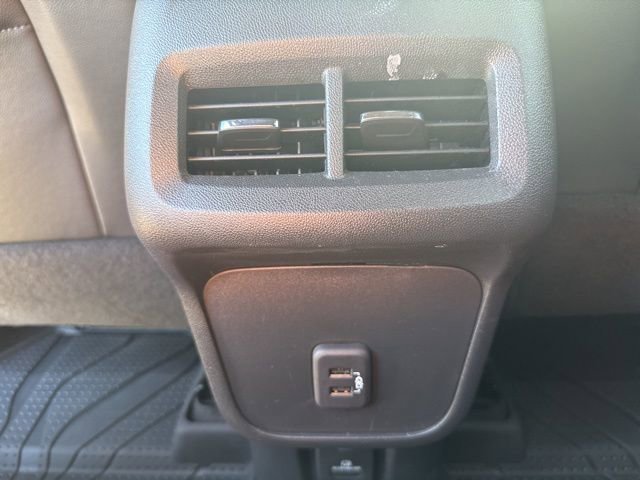 Used 2023 Chevrolet Equinox RS AWD/4WD image 14