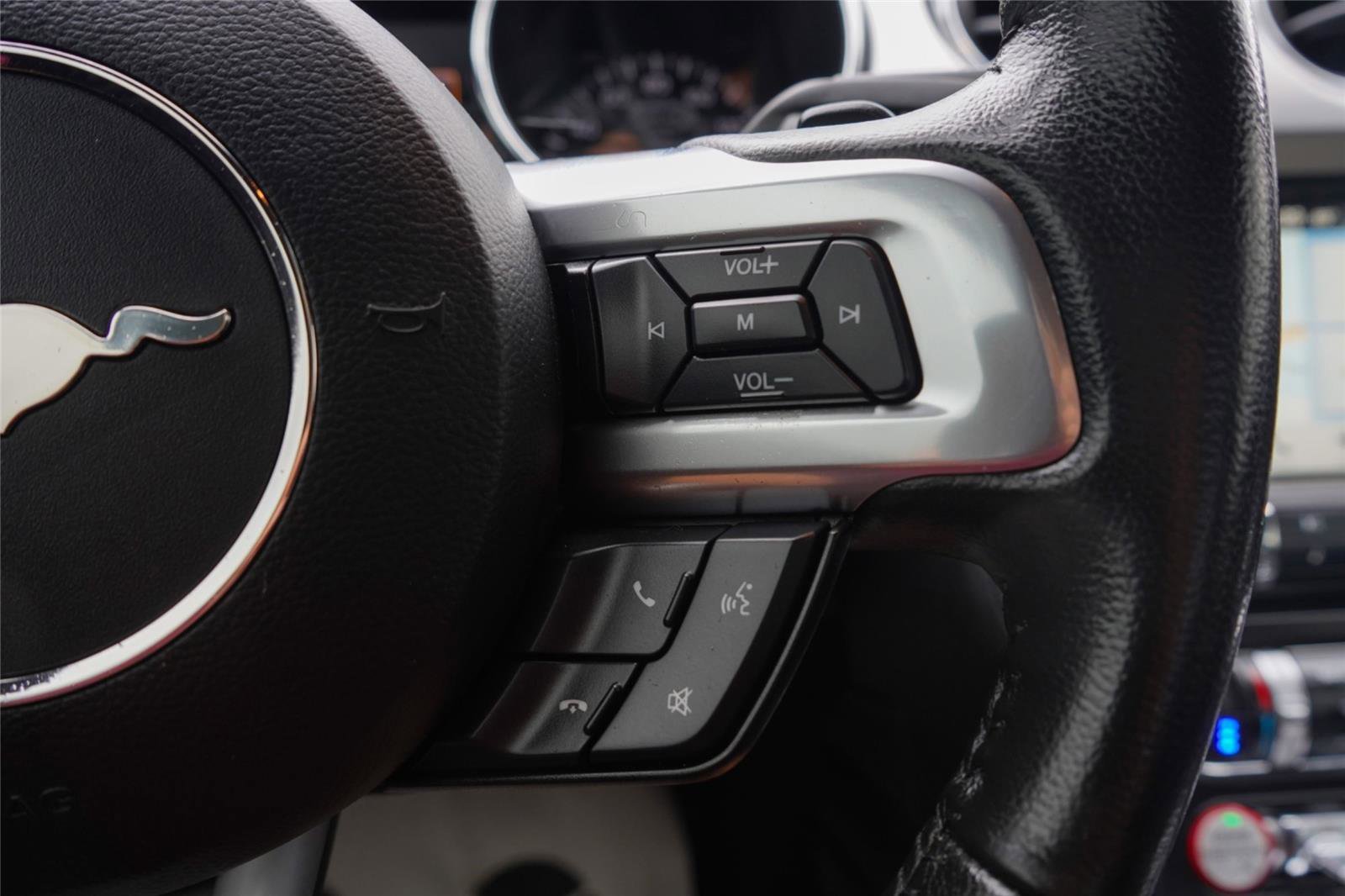 Used 2016 Ford Mustang Premium image 13