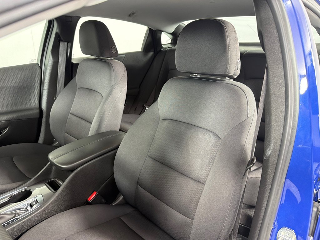 Used 2023 Chevrolet Malibu LT FWD image 12