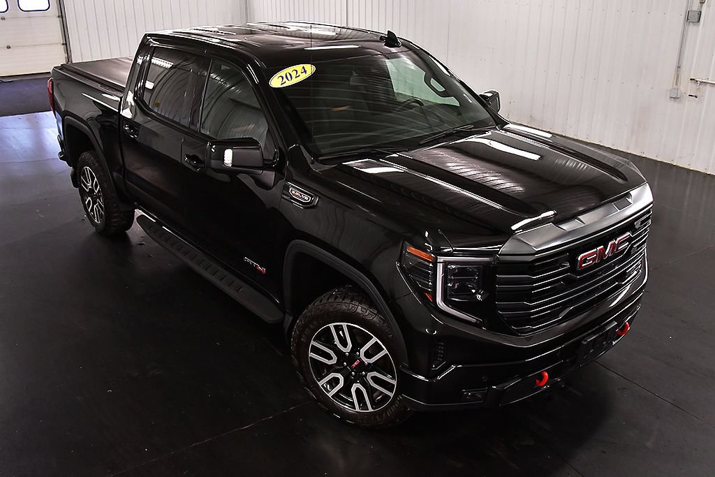 Used 2024 GMC Sierra 1500 AT4 w/ AT4 Premium Package AWD/4WD image 16