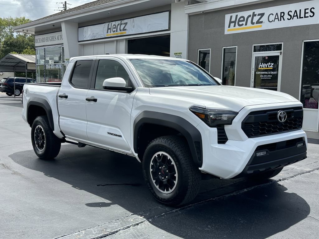 Used 2025 Toyota Tacoma 4x4 Double Cab image 1