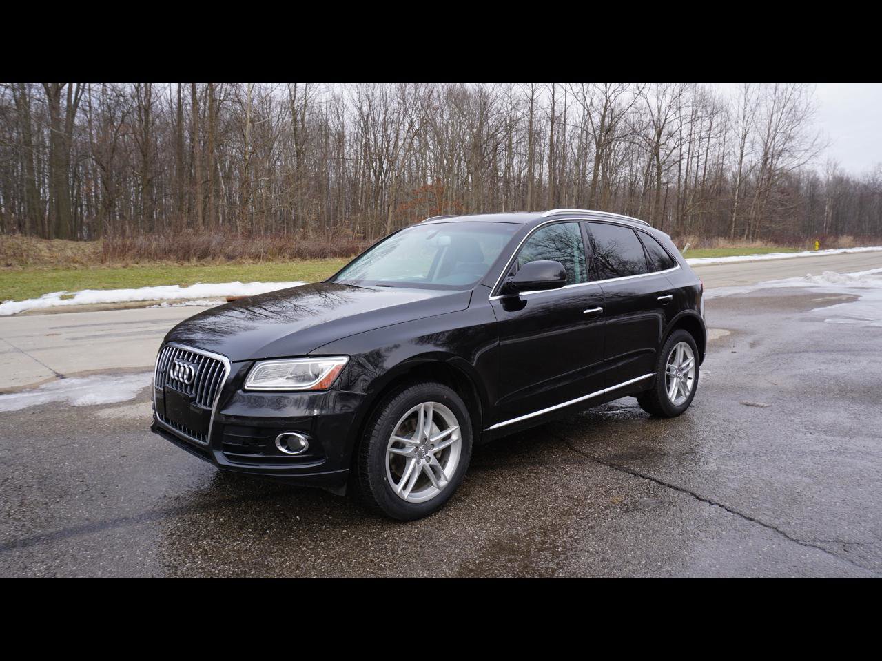Used 2016 Audi Q5 2.0T Premium Plus w/ Technology Package AWD/4WD image 1