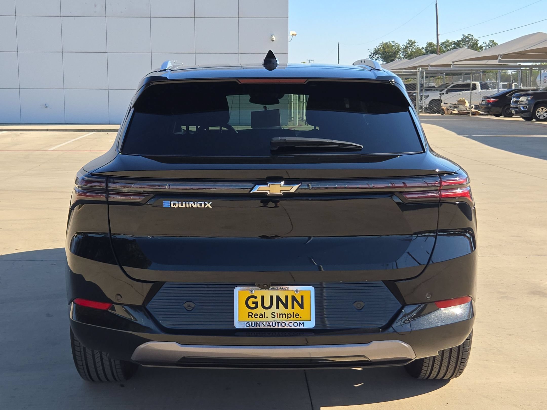 Certified 2024 Chevrolet Equinox EV LT FWD image 4