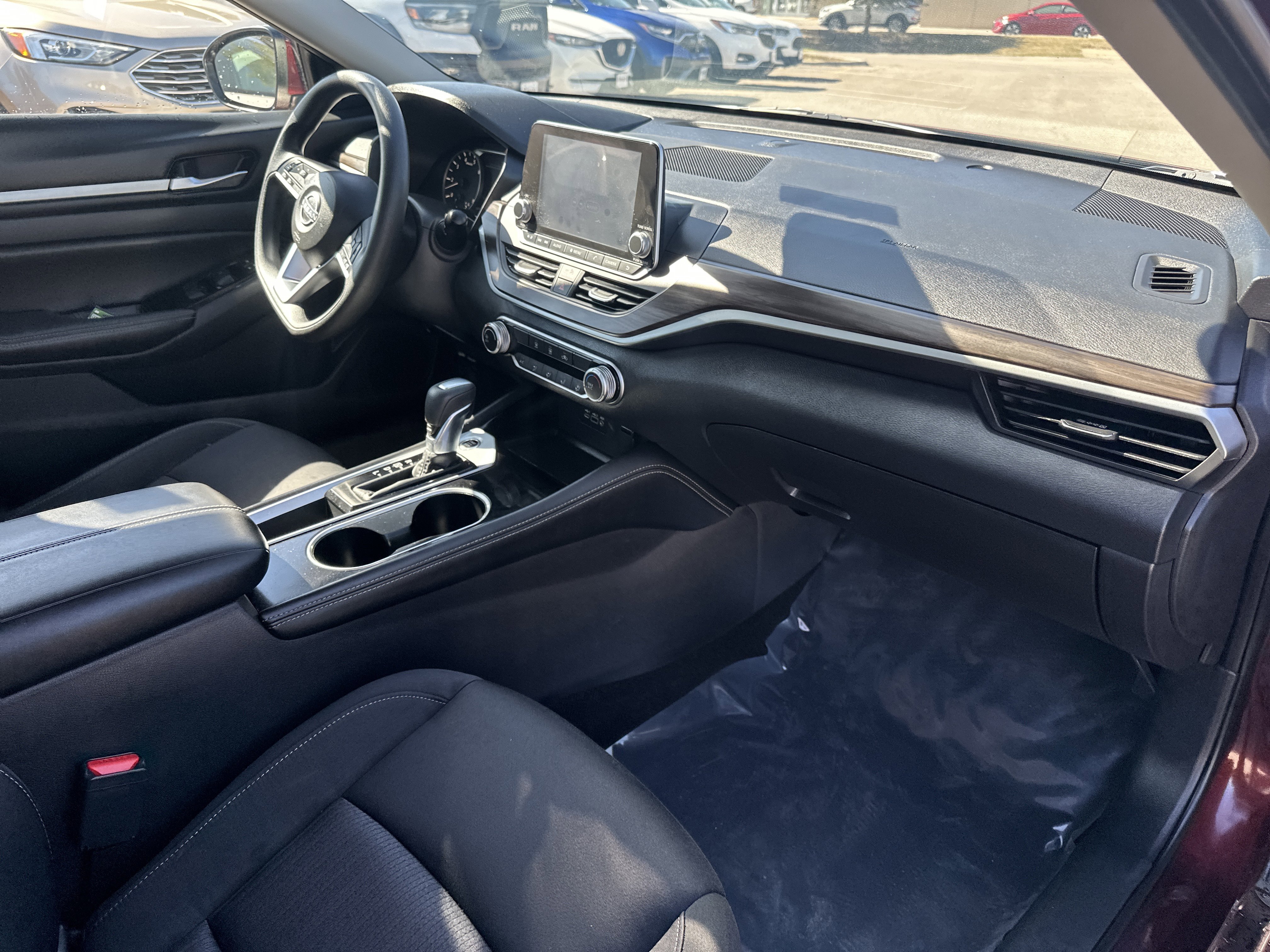 Used 2023 Nissan Altima 2.5 SV image 14