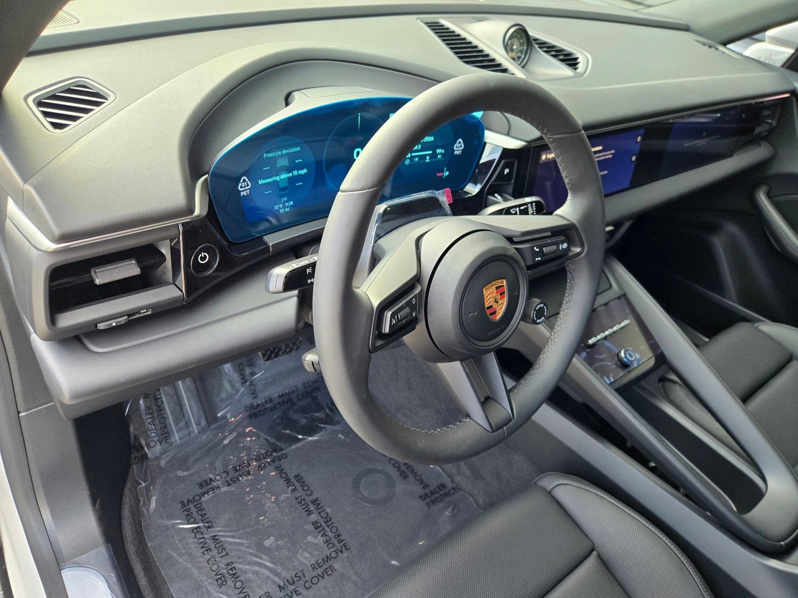 New 2026 Porsche Macan 4 Electric AWD/4WD image 4