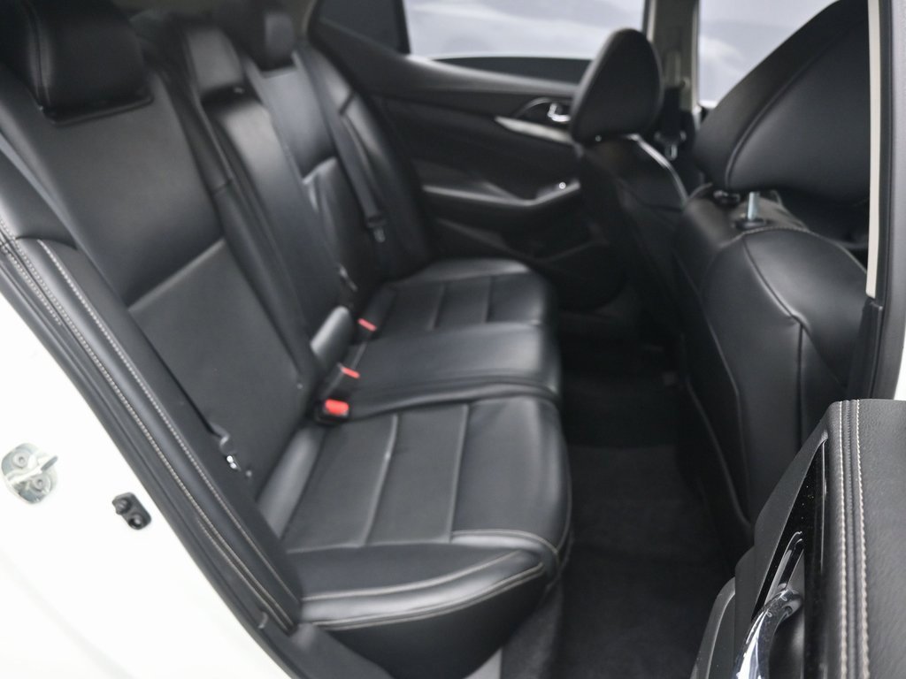 Used 2021 Nissan Maxima 3.5 SV w/ Floor Mat Group image 35