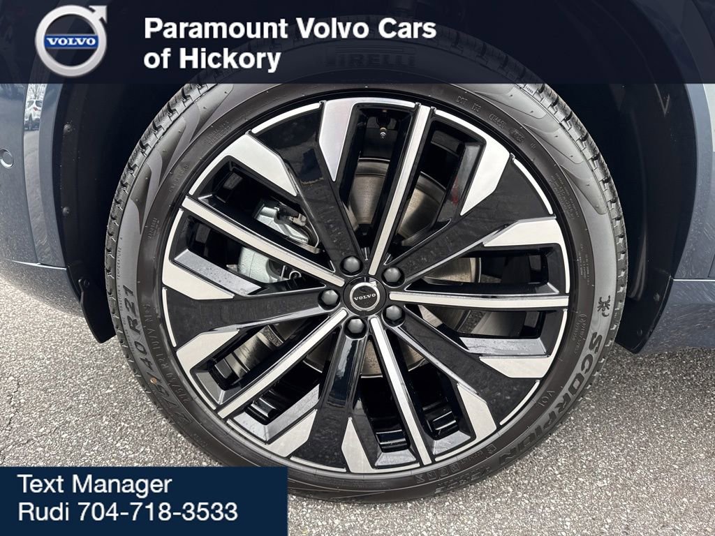 New 2026 Volvo XC90 B6 Ultra w/ Lounge Package image 9
