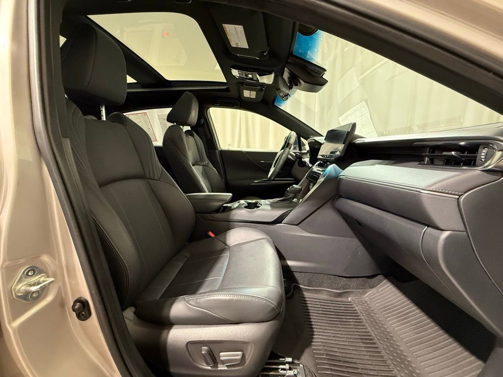 Certified 2021 Toyota Venza Limited w/ Advanced Technology Package AWD/4WD image 23