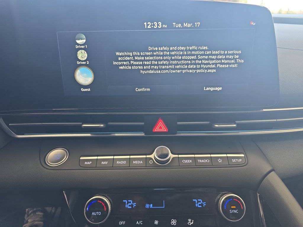 Certified 2025 Hyundai Elantra Limited image 20