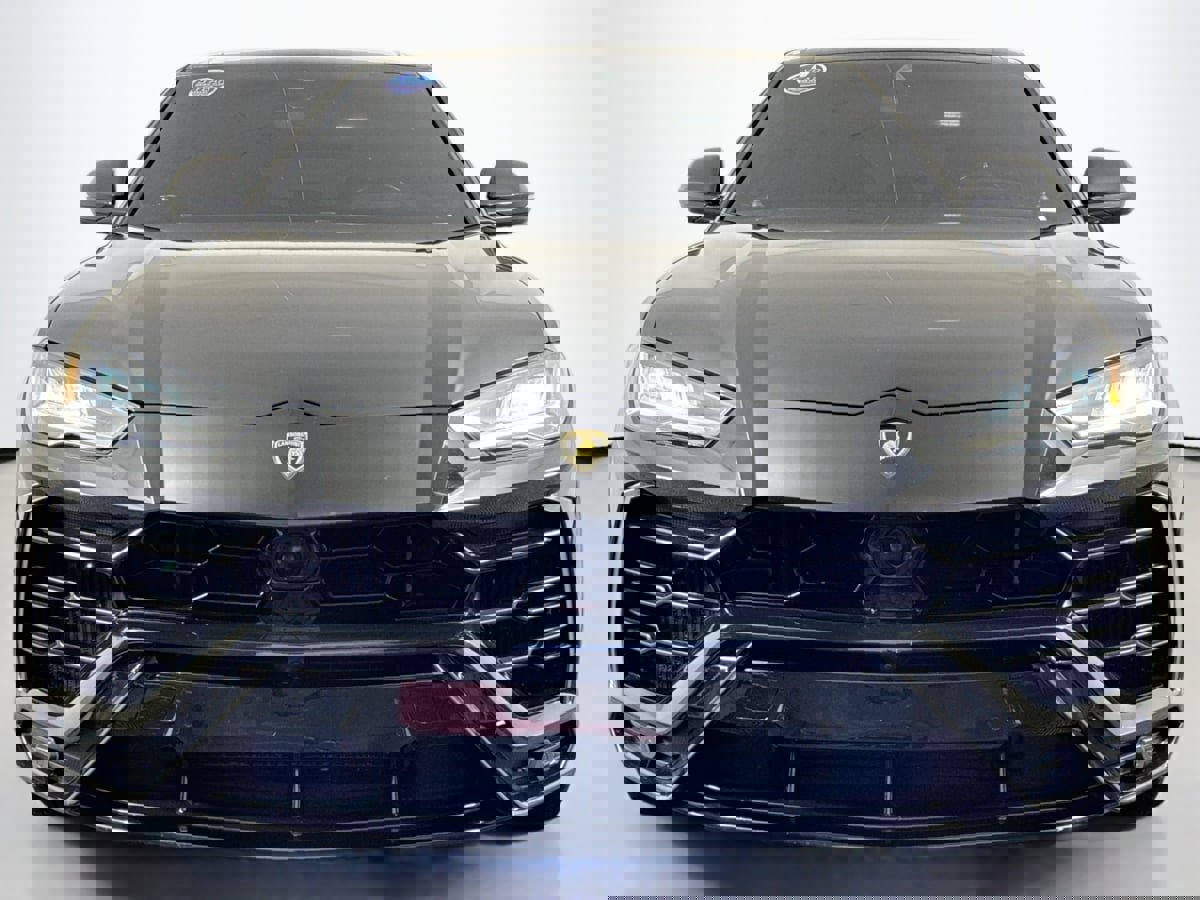 Used 2020 Lamborghini Urus image 2