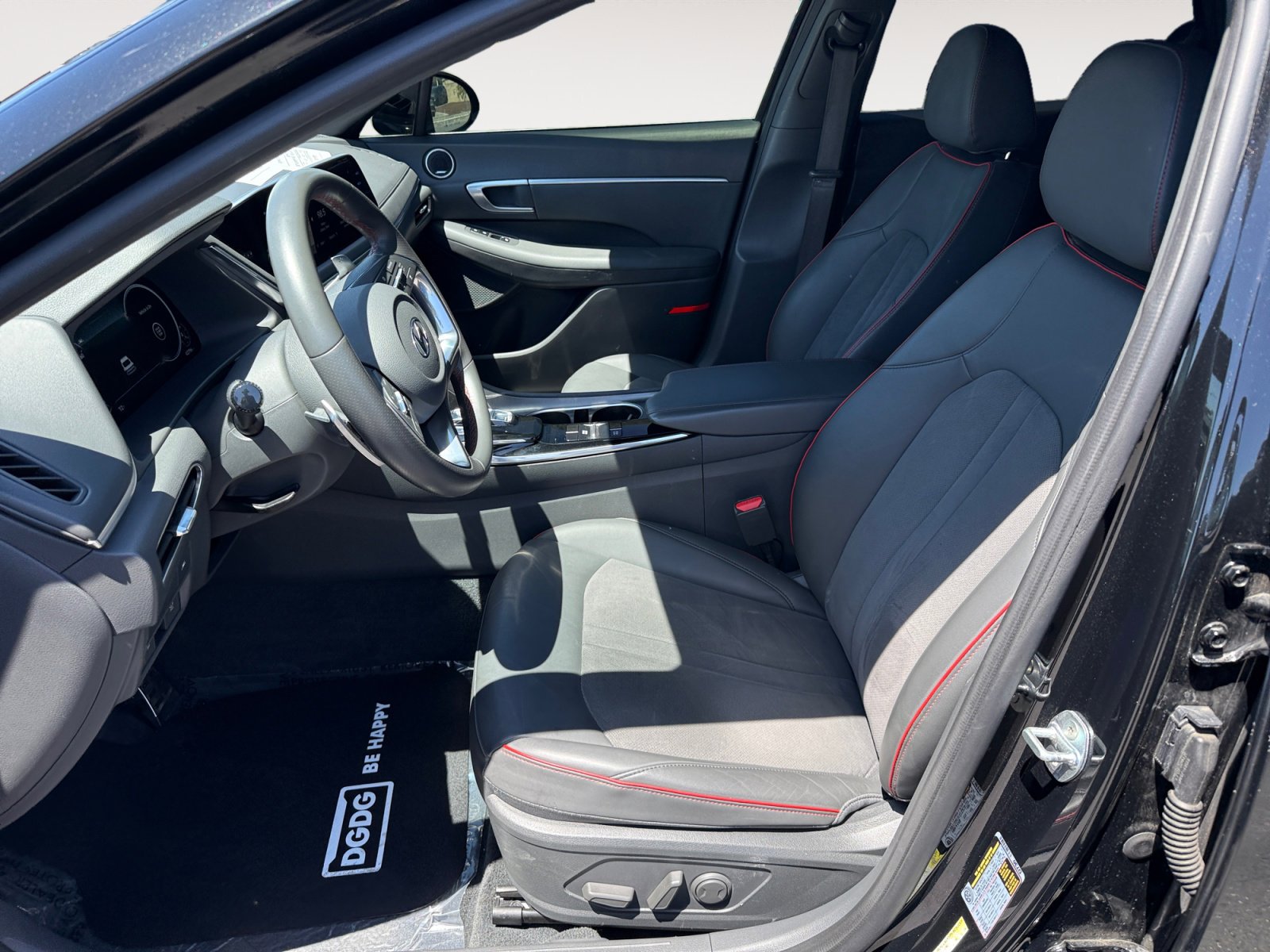 Used 2021 Hyundai Sonata SEL Plus w/ Tech Package FWD image 10