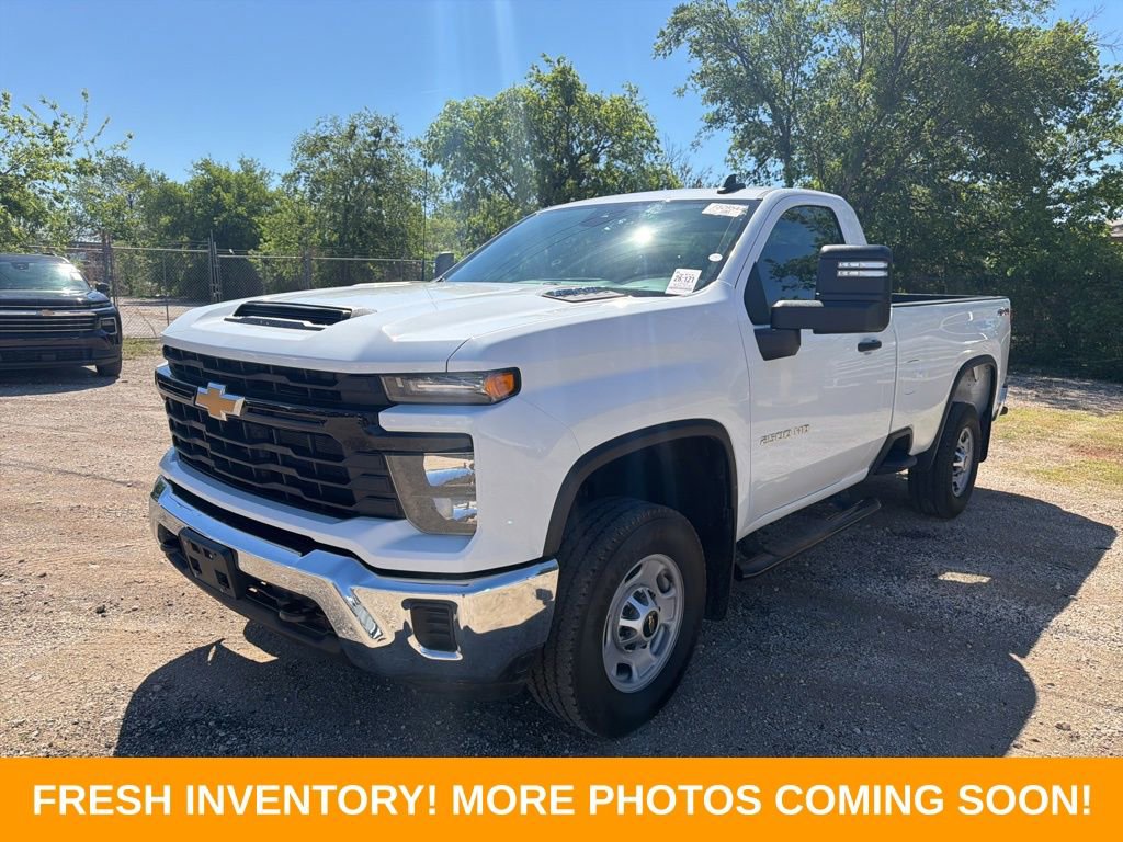 Used 2025 Chevrolet Silverado 2500 W/T w/ WT Convenience Package image 3