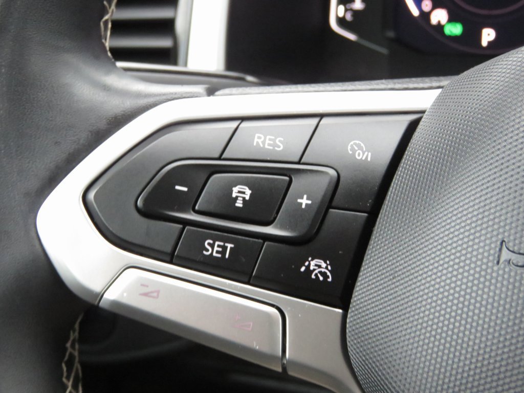 Used 2021 Volkswagen Atlas SEL image 23