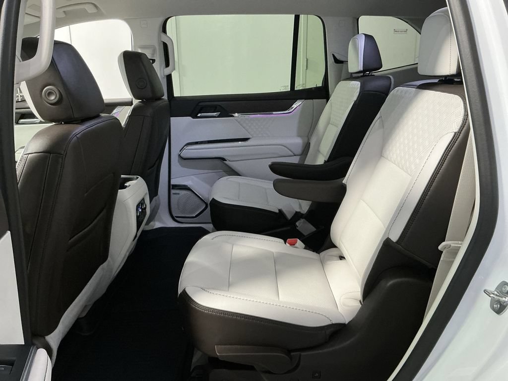 Used 2024 GMC Acadia Denali w/ LPO, Floor Liner Package AWD/4WD image 23