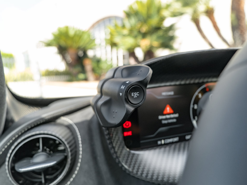 New 2027 McLaren 750S RWD image 16