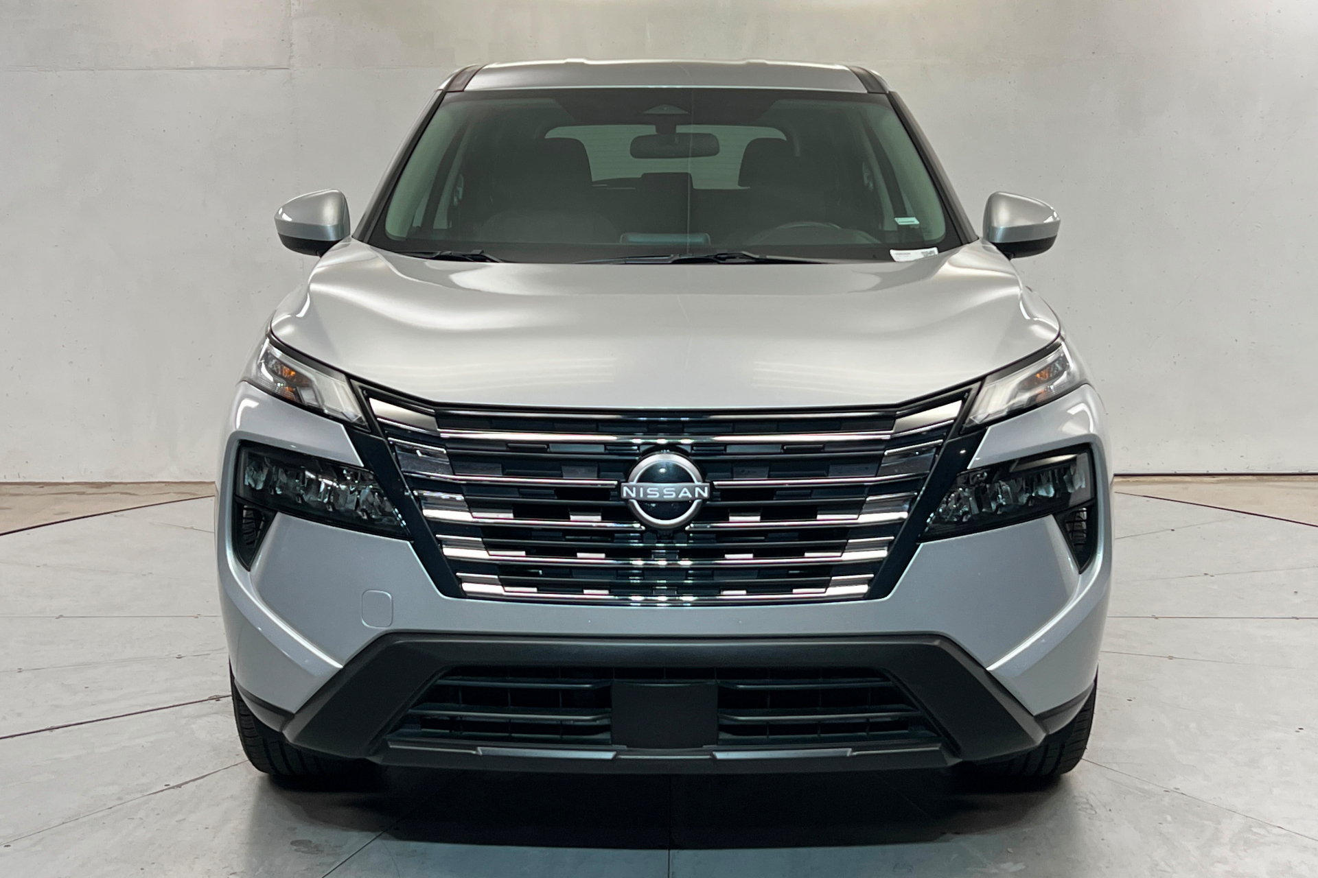 Used 2025 Nissan Rogue SV AWD/4WD image 8
