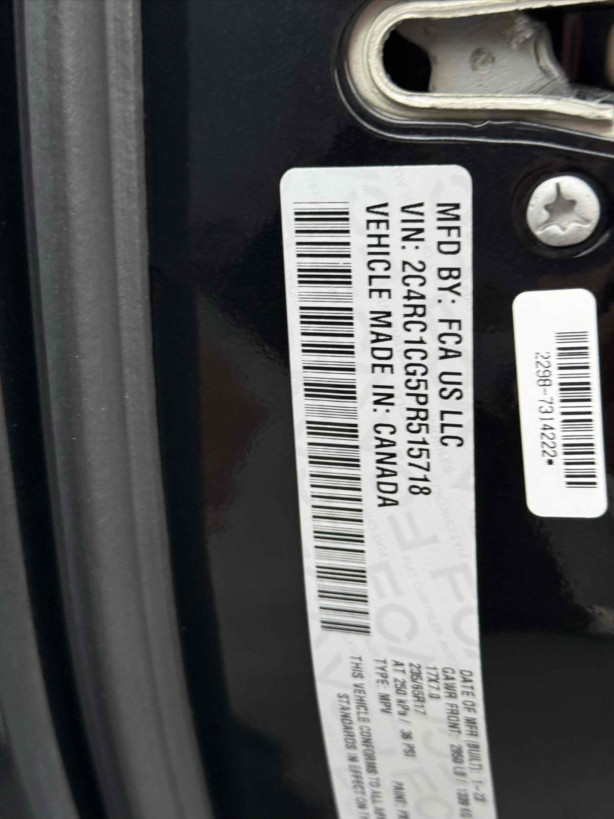 Used 2023 Chrysler Voyager LX image 71
