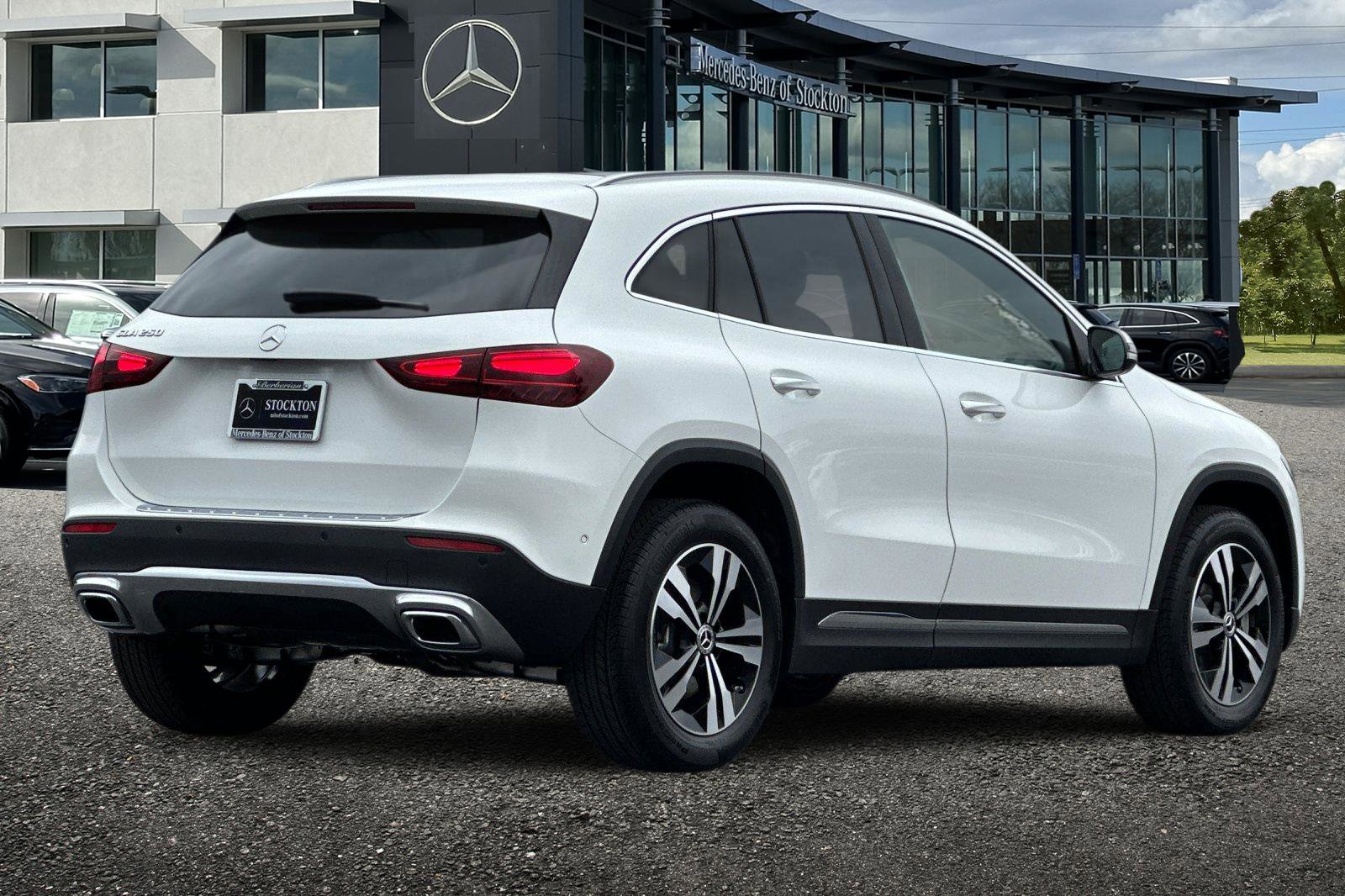 New 2026 Mercedes-Benz GLA 250 image 4