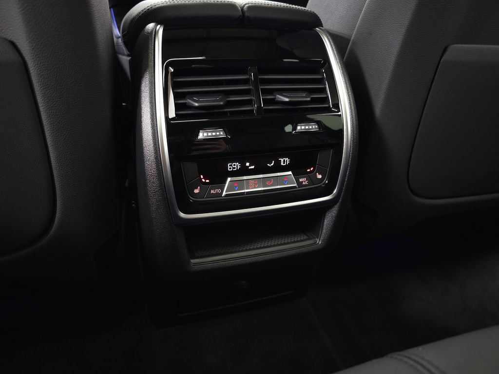Used 2020 BMW X5 xDrive40i w/ Convenience Package AWD/4WD image 36