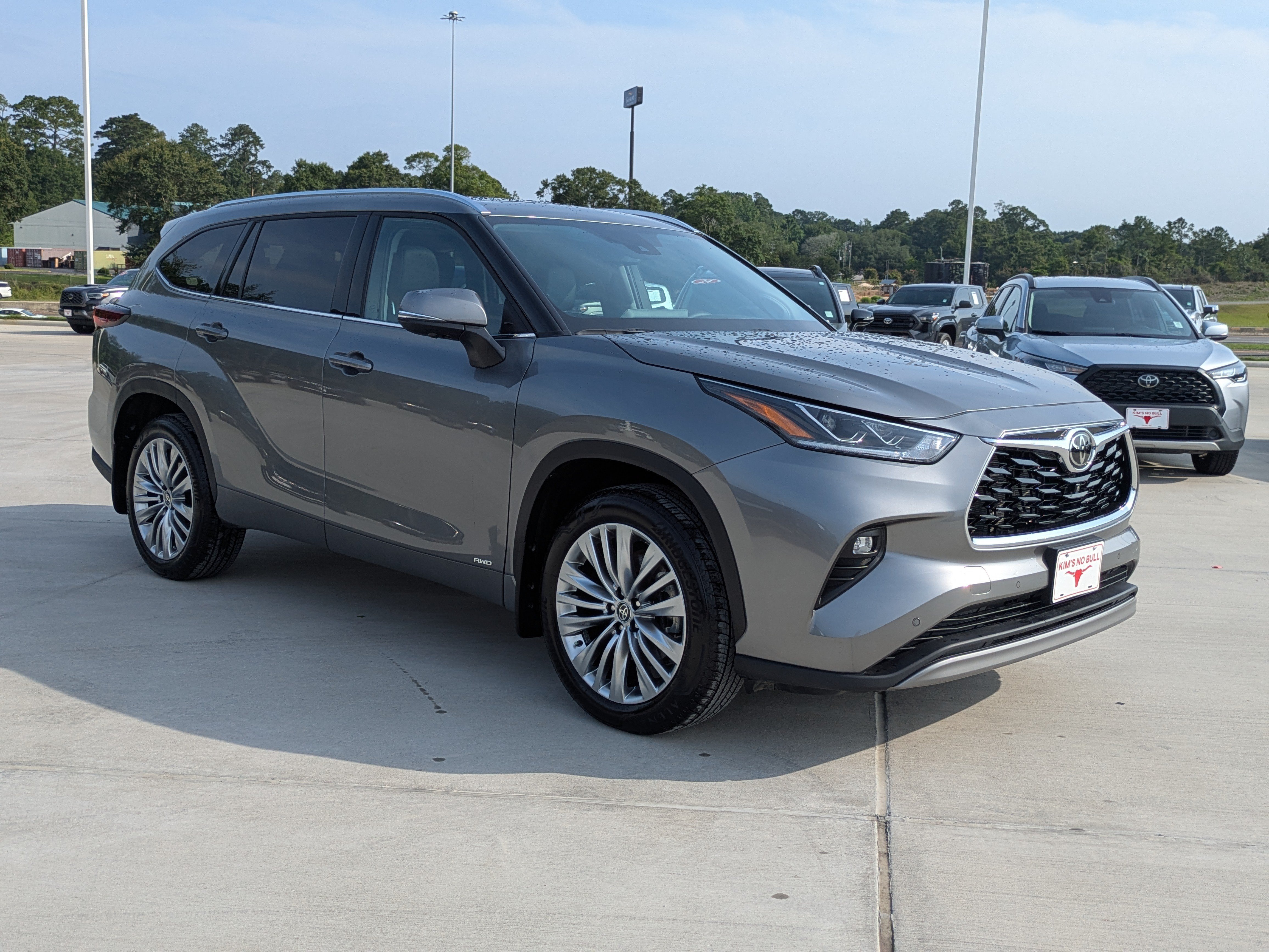 Certified 2026 Toyota Highlander Platinum AWD/4WD image 7