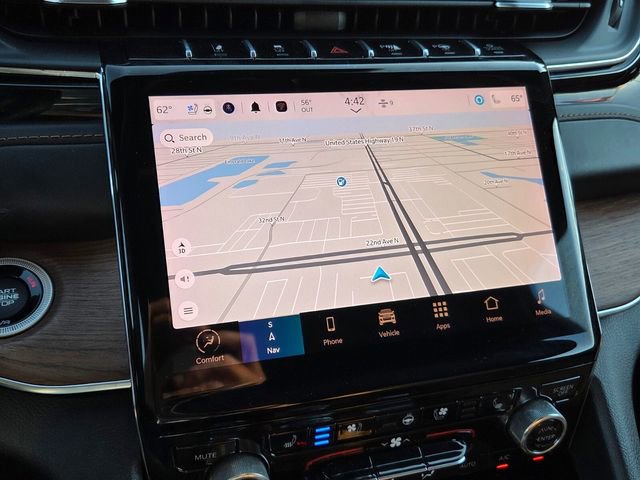 Certified 2022 Jeep Grand Cherokee Summit w/ Luxury Tech Group V image 27