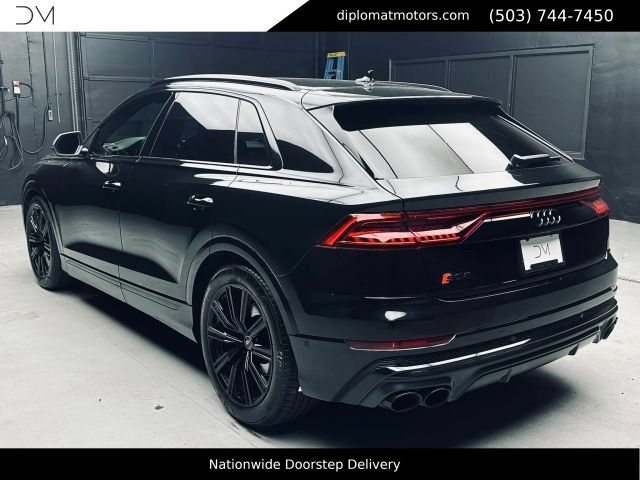 Used 2023 Audi SQ8 Prestige AWD/4WD image 5