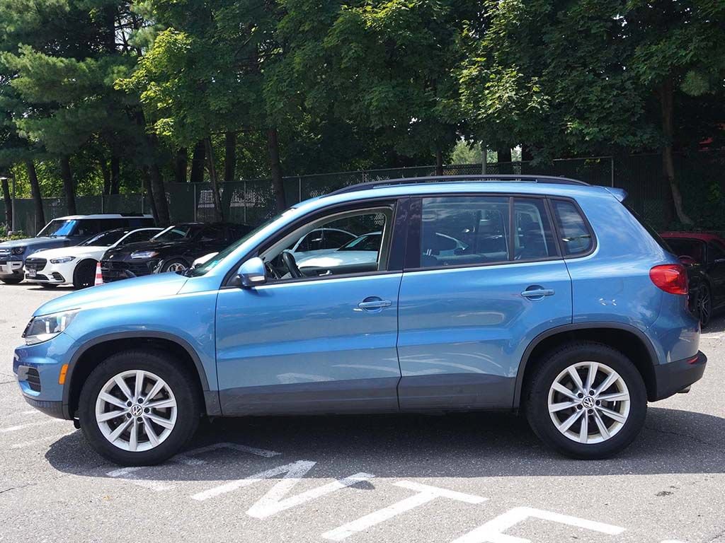 Used 2018 Volkswagen Tiguan Limited w/ Premium Package AWD/4WD image 14