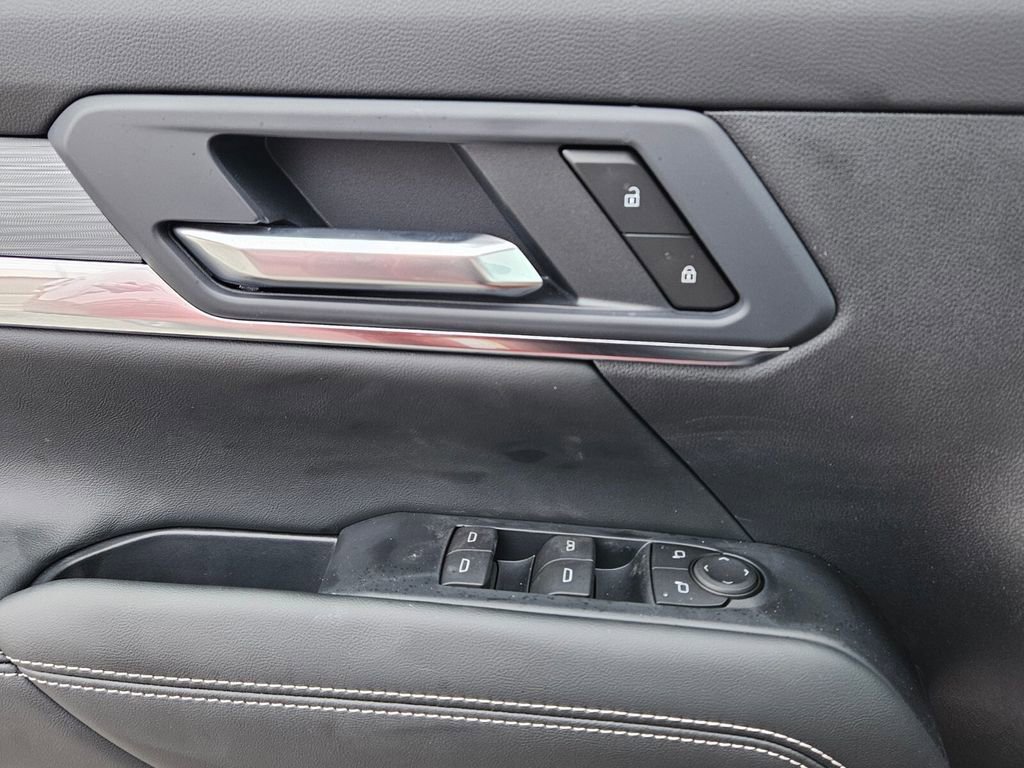 New 2026 GMC Terrain Elevation w/ LPO, Floor Liner Package image 27