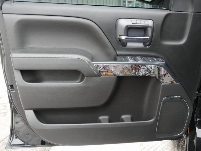 Used 2018 Chevrolet Silverado 1500 LTZ Z71 w/ Realtree Edition image 14