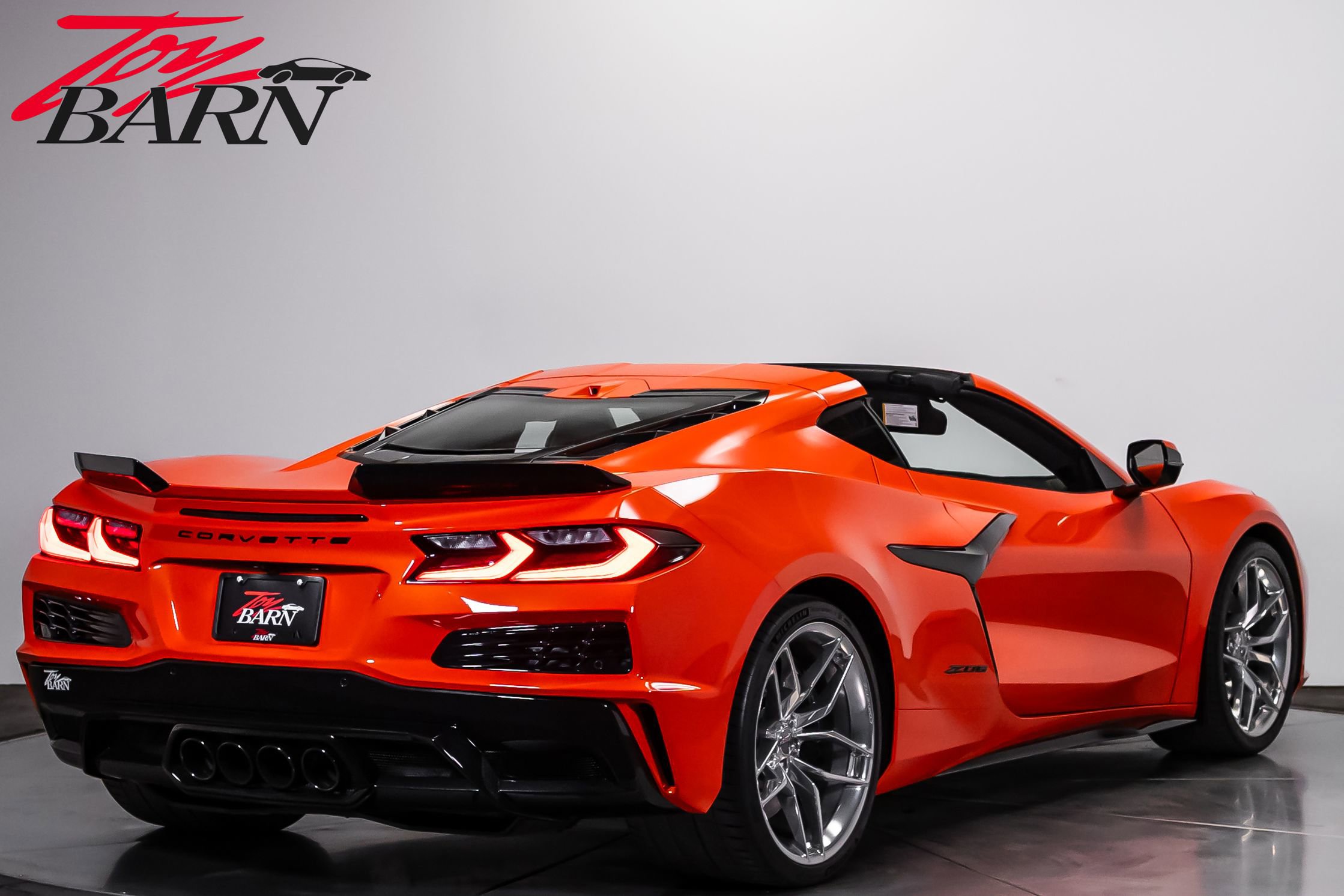 Used 2025 Chevrolet Corvette Z06 w/ Stealth Interior Trim Package RWD image 5