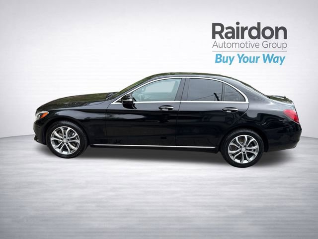 Used 2015 Mercedes-Benz C 300 4MATIC Sedan image 4