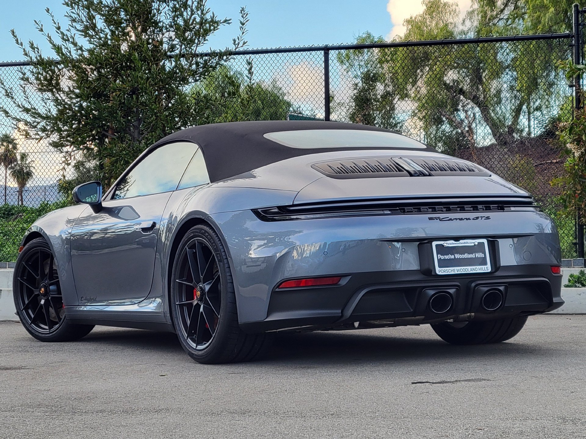 Used 2026 Porsche 911 Carrera GTS RWD image 3