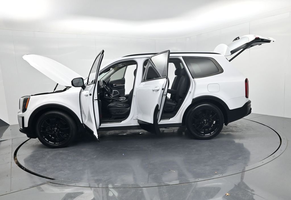 Used 2022 Kia Telluride SX w/ SX Prestige Package image 72
