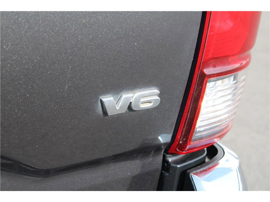 Used 2019 Toyota Tacoma TRD Off-Road image 34