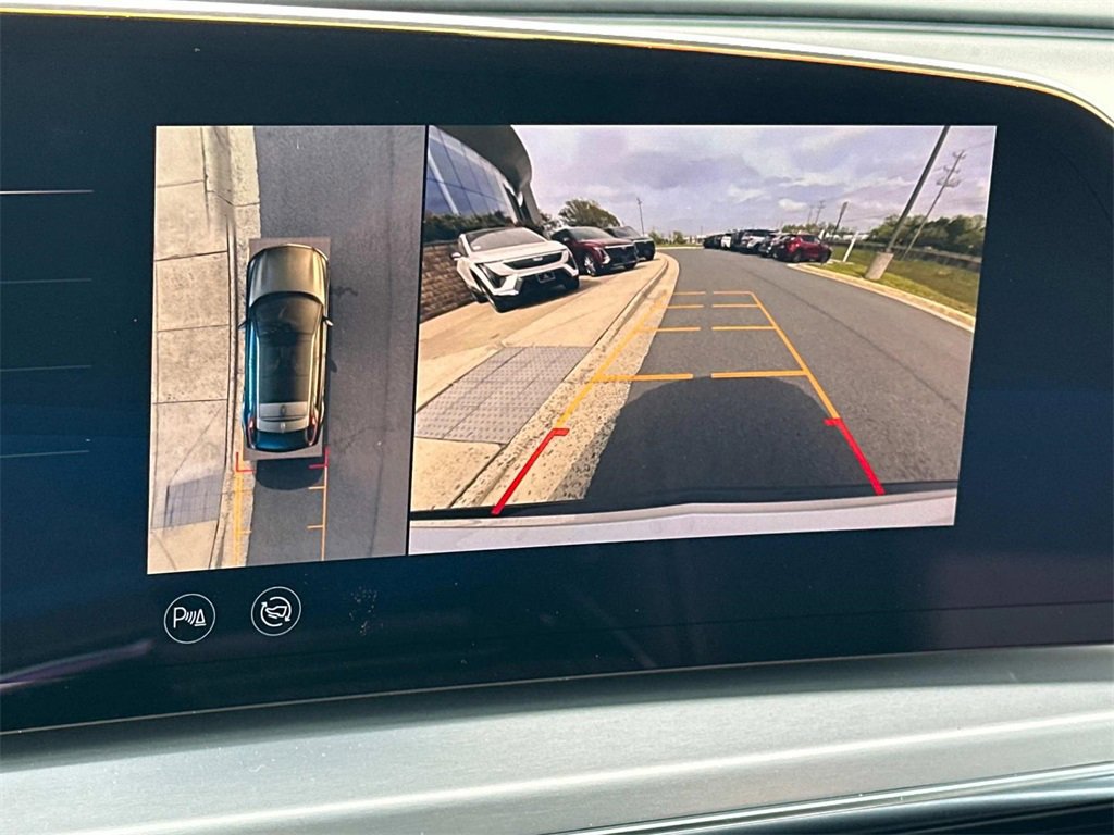 New 2025 Cadillac Lyriq Sport image 12