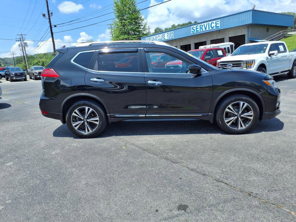 Used 2017 Nissan Rogue SL w/ SL Premium Package image 8