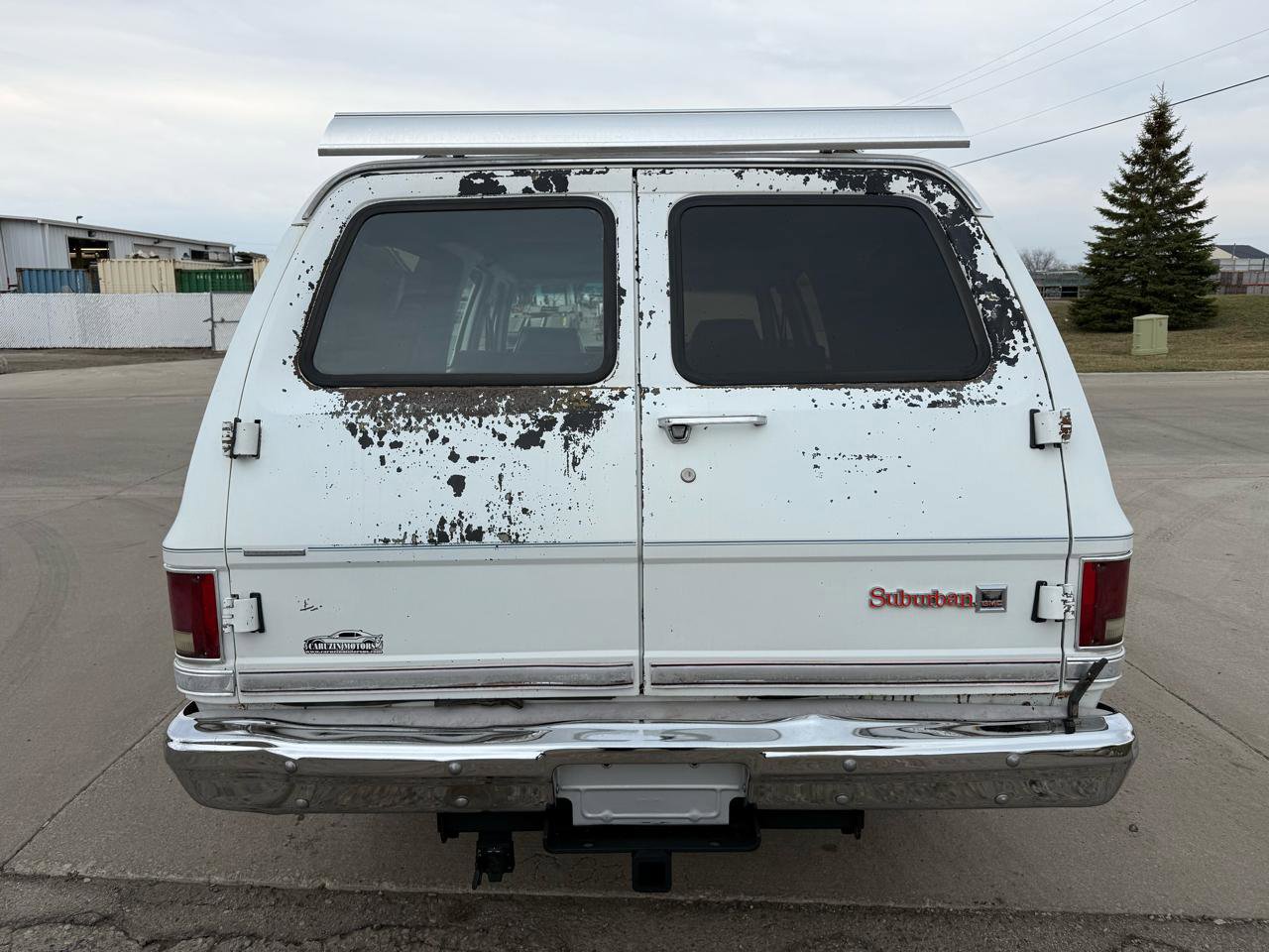 Used 1987 GMC Suburban 4WD image 6