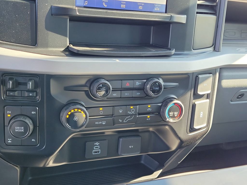 New 2026 Ford F350 XL w/ XL Chrome Package image 28