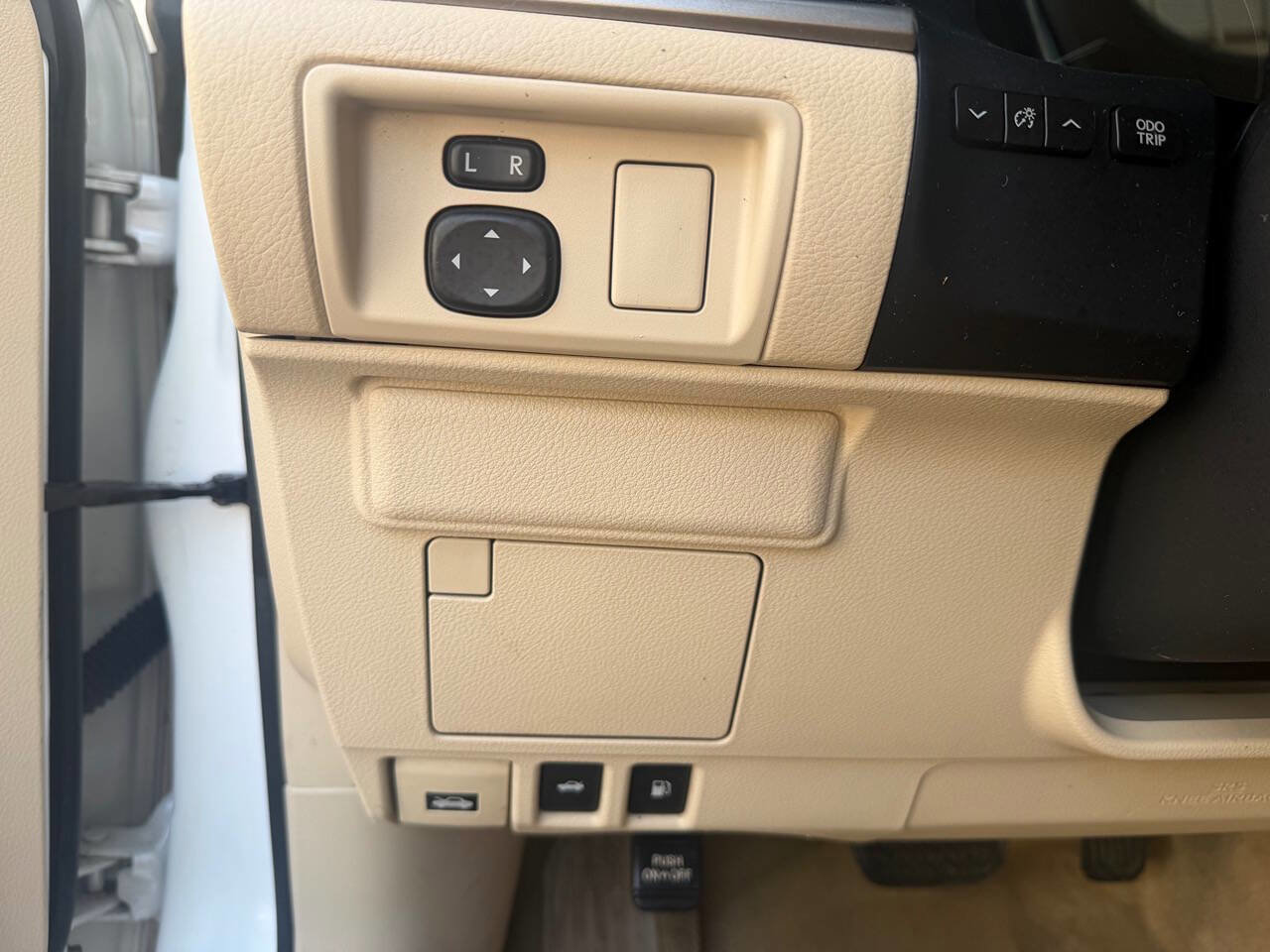 Used 2013 Lexus ES 350 FWD image 26