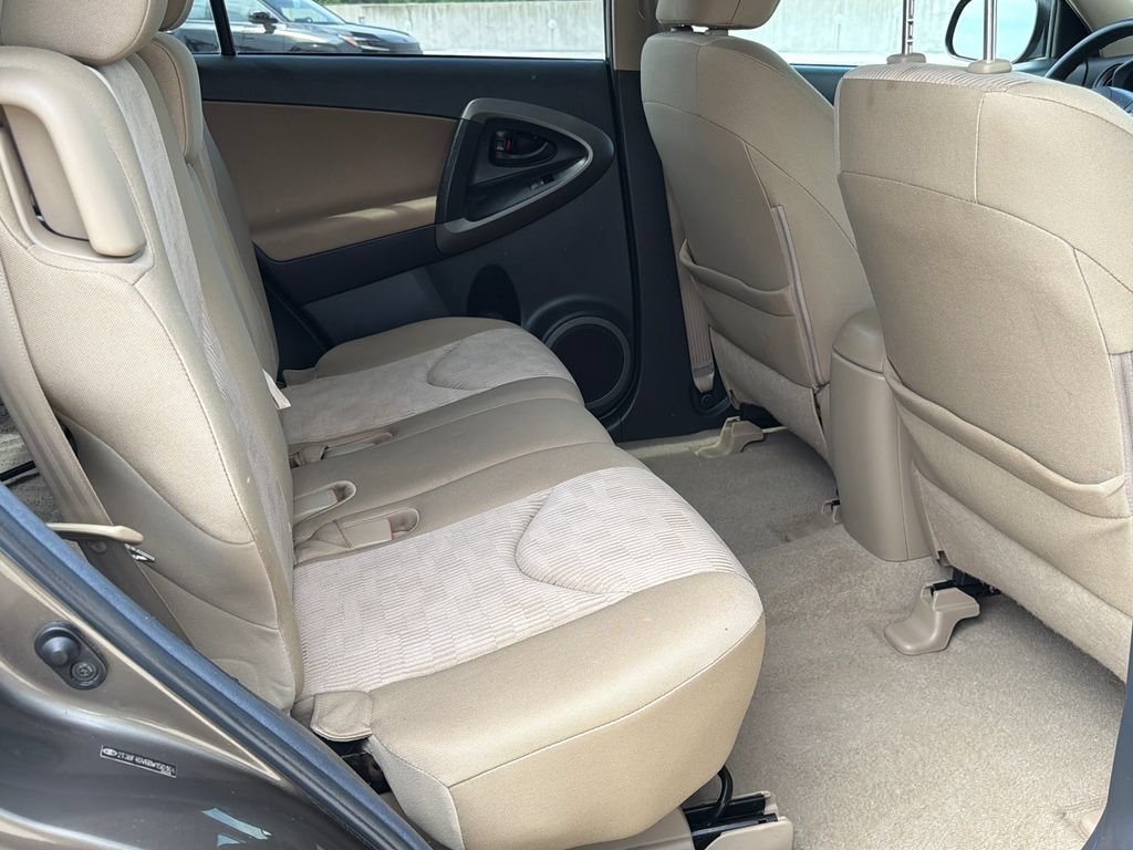 Used 2011 Toyota RAV4 4WD w/ Preferred Premium Pkg image 10