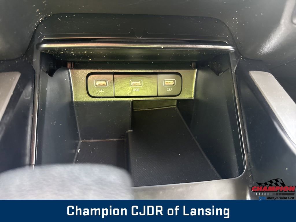 Used 2022 Kia Sorento LX FWD image 28